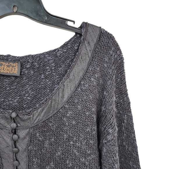 Hot Knots Women's Button Front Knitted Cardigan - Picture 2 of 8